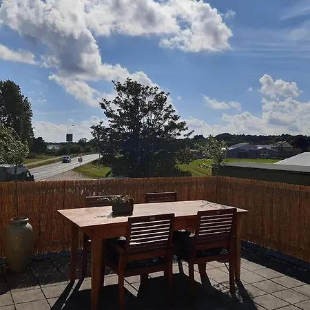 Sfeervol Gerenoveerd Dichtbij Zee.